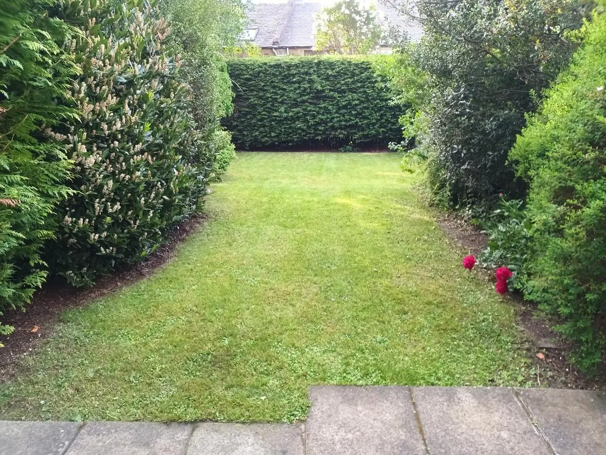Central Modern Apartment With Free Parking And Private Garden Edinburgh United Kingdom